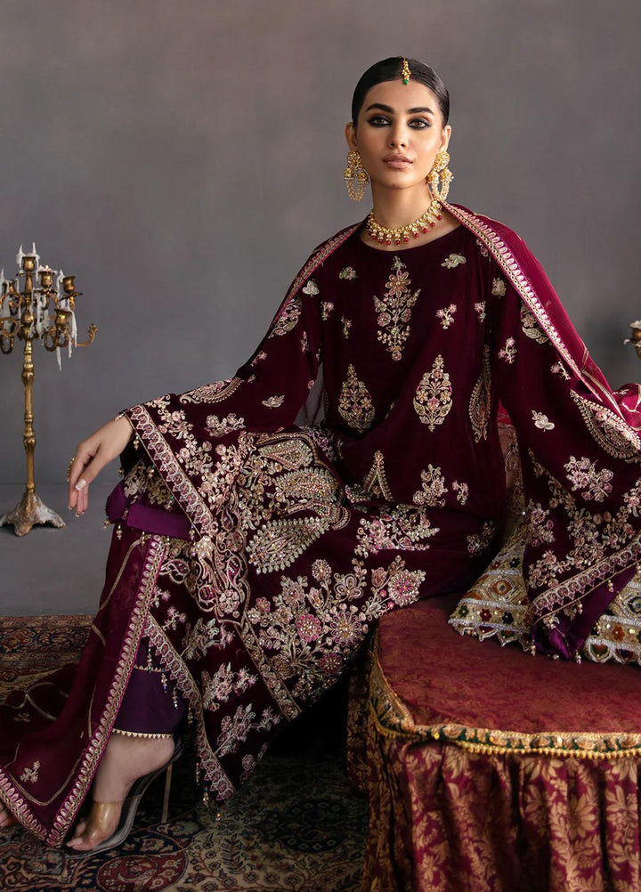 Makhmal By Emaan Adeel Embroidered Velvet Suits Unstitched 3 Piece EA23MK MK-04 Hayal - Luxury Winter Collection