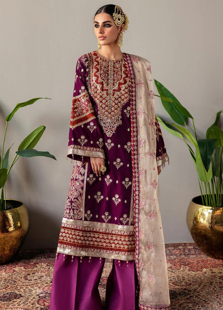 Makhmal By Emaan Adeel Embroidered Velvet Suits Unstitched 3 Piece EA23MK MK-05 Mahzara - Luxury Winter Collection