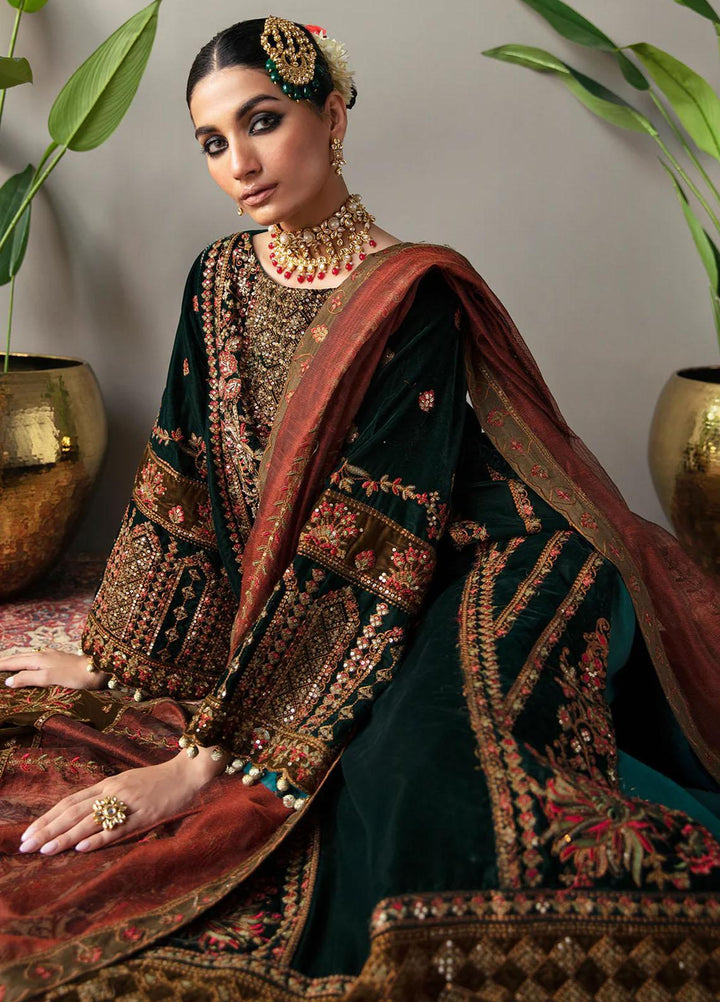 Makhmal By Emaan Adeel Embroidered Velvet Suits Unstitched 3 Piece EA23MK MK-06 Versha - Luxury Winter Collection