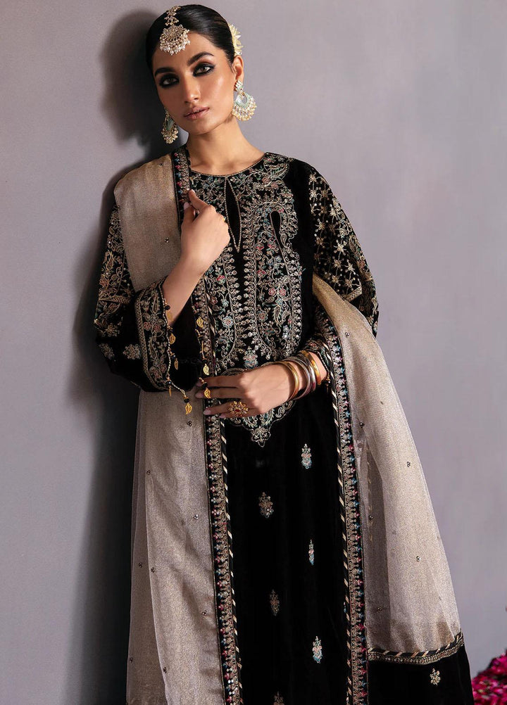 Makhmal By Emaan Adeel Embroidered Velvet Suits Unstitched 3 Piece EA23MK MK-08 Aqs - Luxury Winter Collection