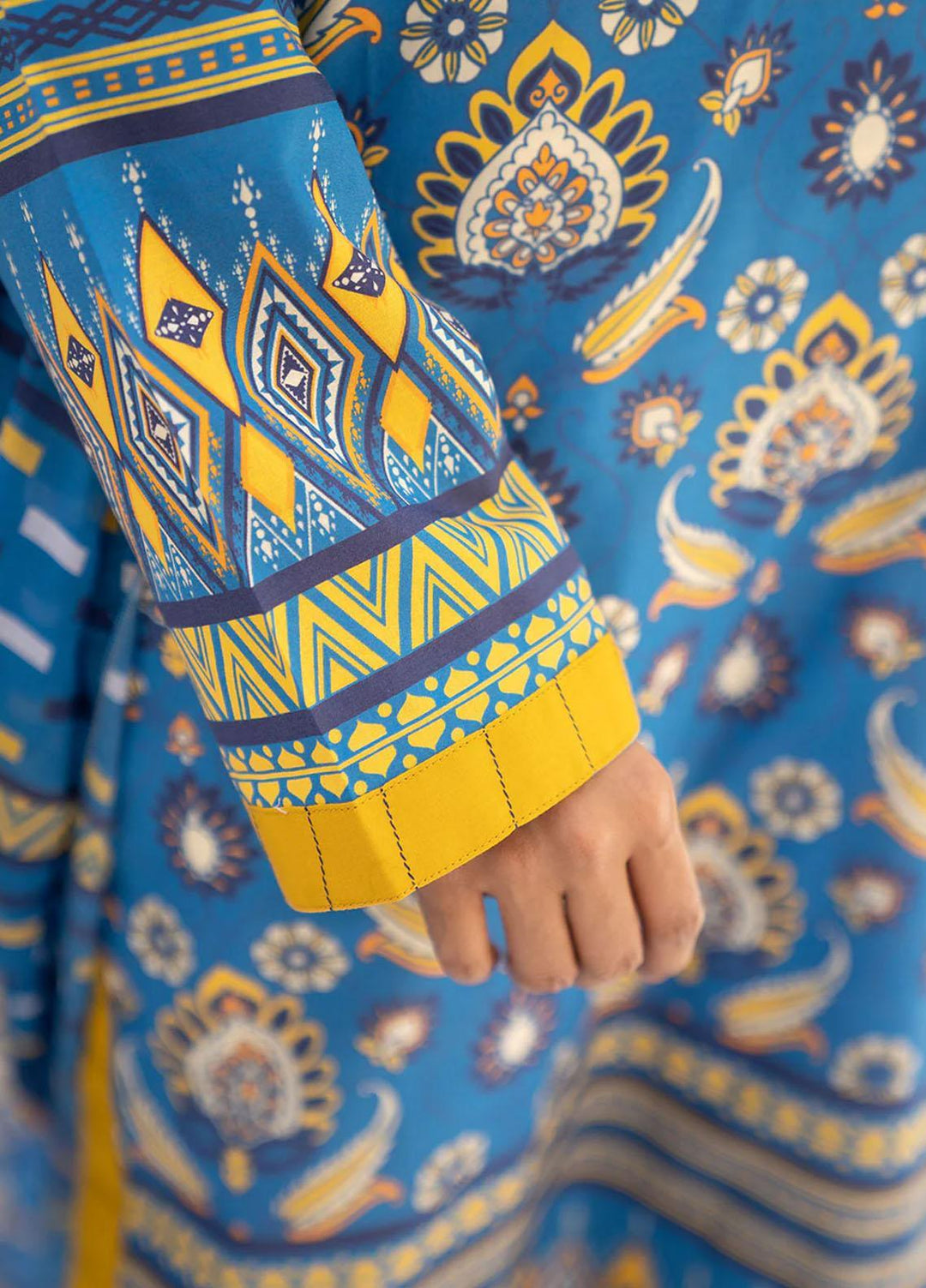 Mallow by Safwa Digital Printed Lawn Suits Unstitched 2 Piece SW23ML SSD-193 - Summer Collection