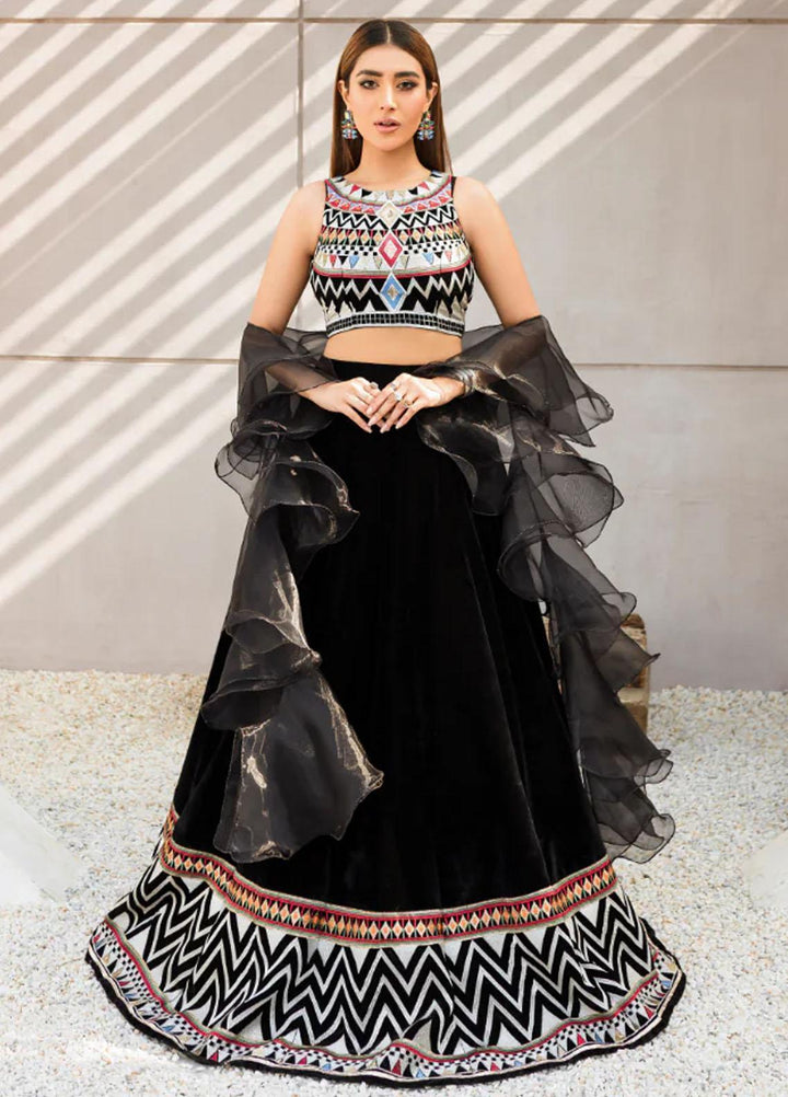 Malook By Shazia Ovais Pret Embroidered Velvet 3 Piece Suit MLK23V Miras