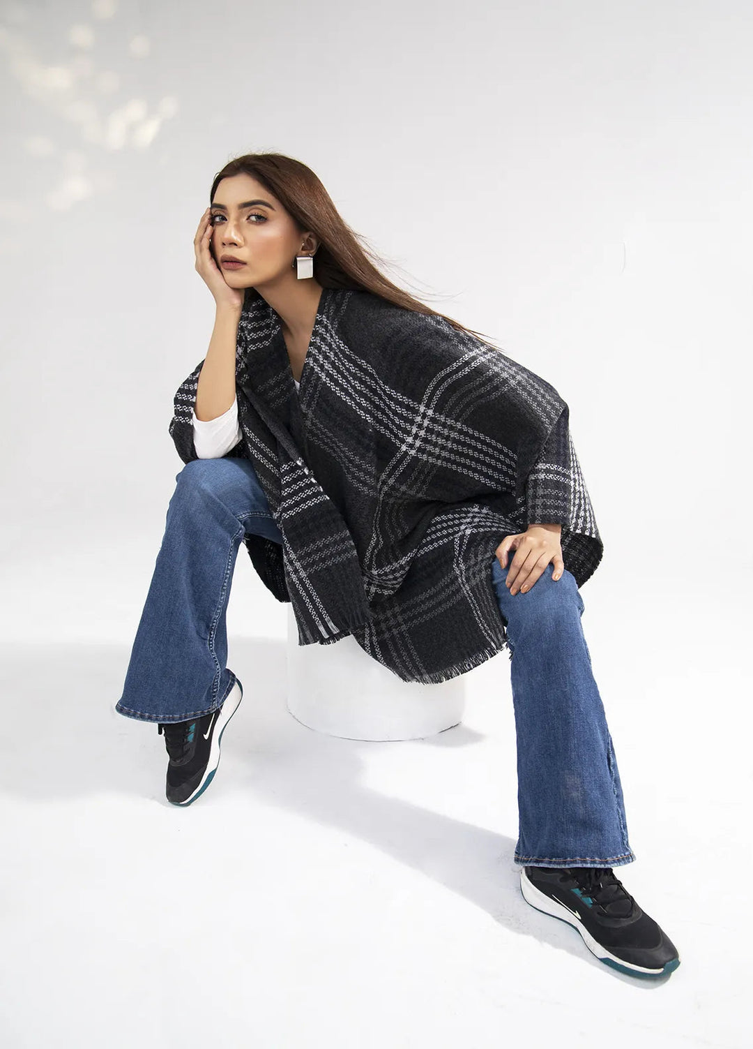 Manahils Polyester Luxury Cape Shawl 08