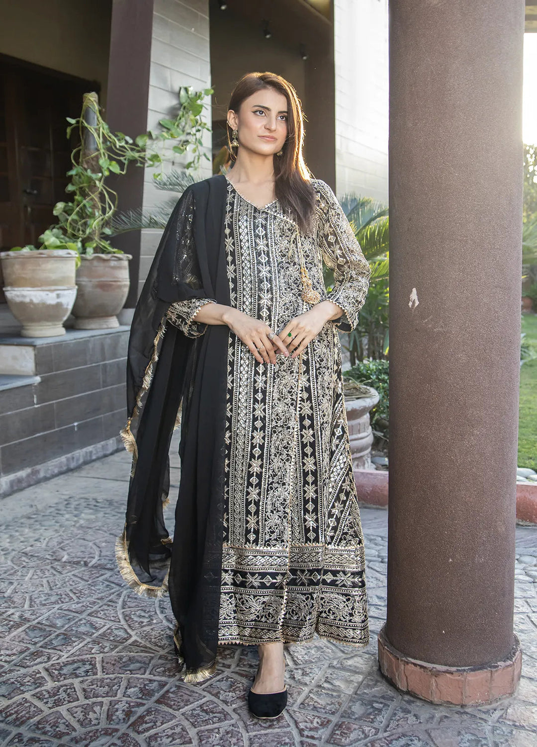 Manahils Pret Embroidered Chiffon 3 Piece Suit Kurti-122-Black