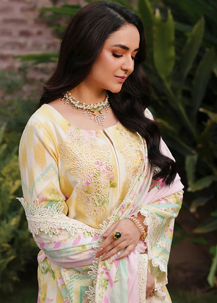 Manara Embroidered Karandi Suit Unstitched 3 Piece MVK-02 Mushk - Winter Collection