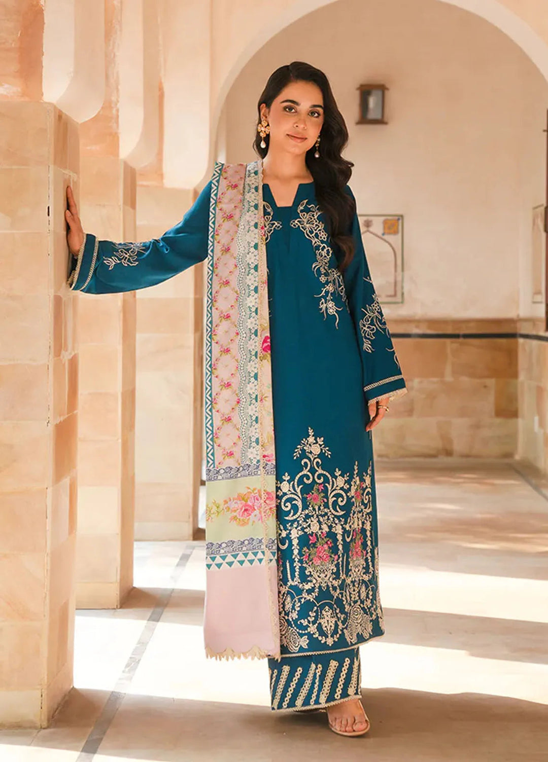 Manara Embroidered Karandi Suit Unstitched 3 Piece MVK-04 Ayra - Winter Collection