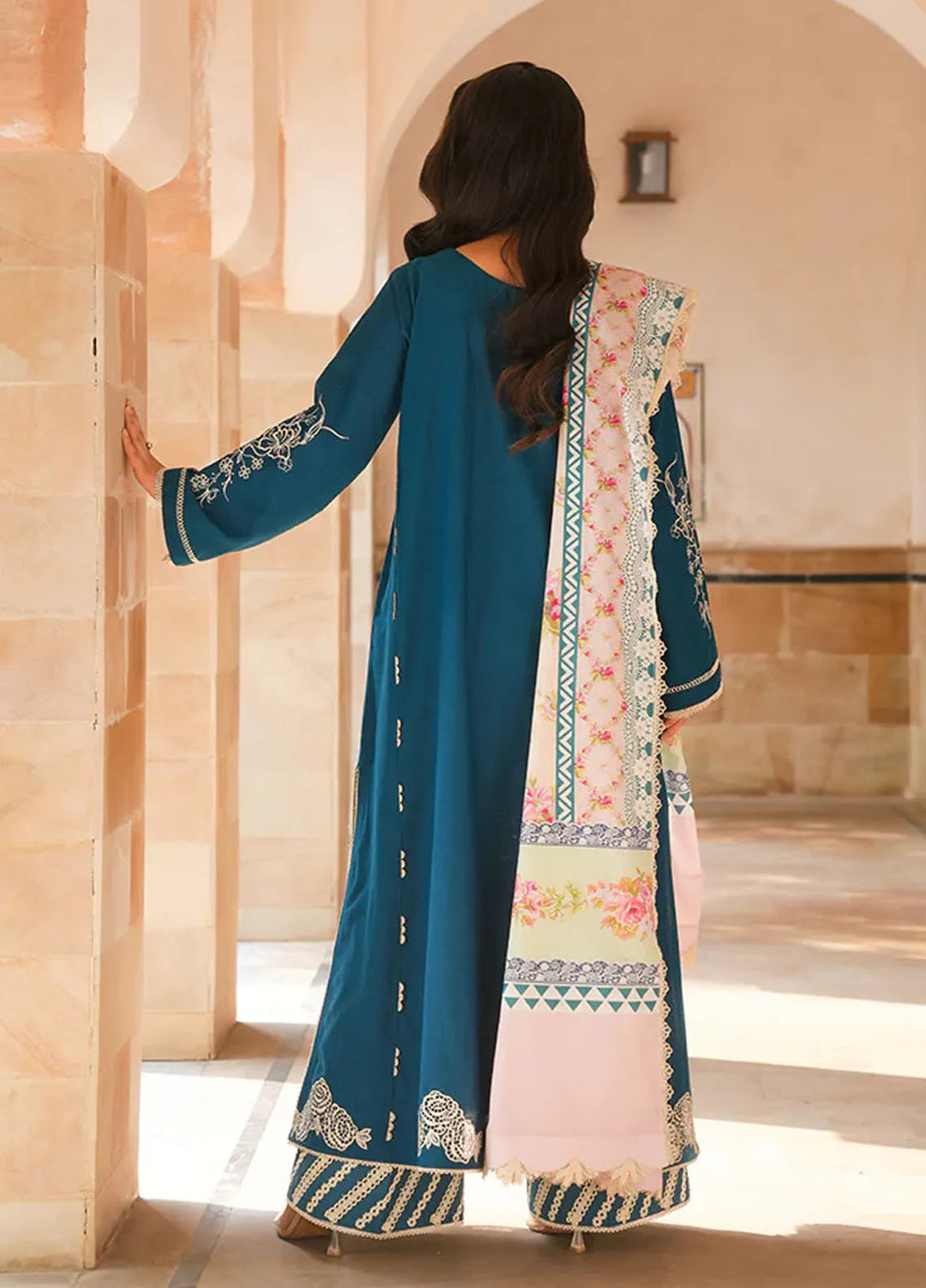 Manara Embroidered Karandi Suit Unstitched 3 Piece MVK-04 Ayra - Winter Collection
