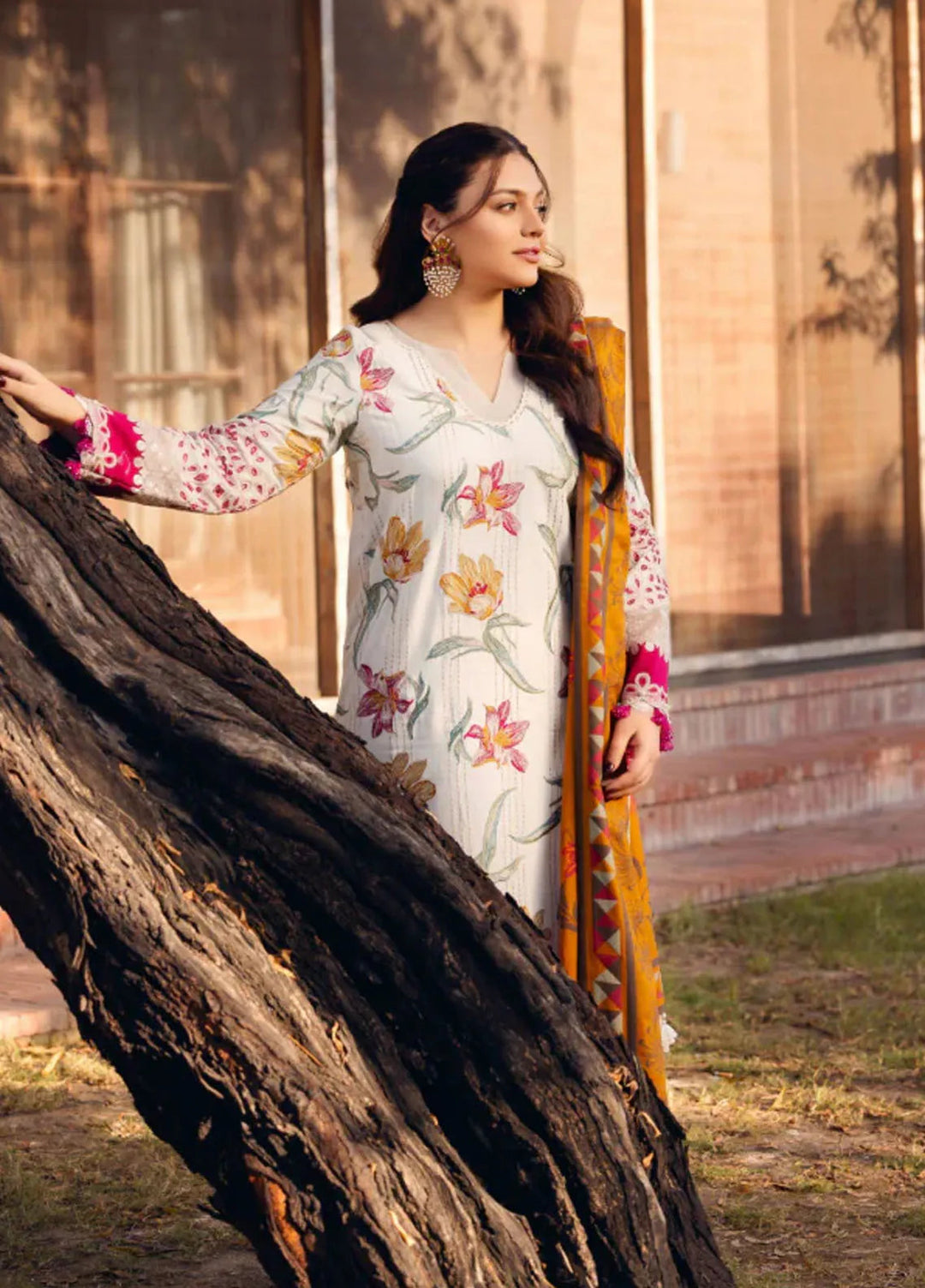 Manara Embroidered Khaddar Suit Unstitched 3 Piece MNA24LW LW-03 Phulkari - Winter Collection