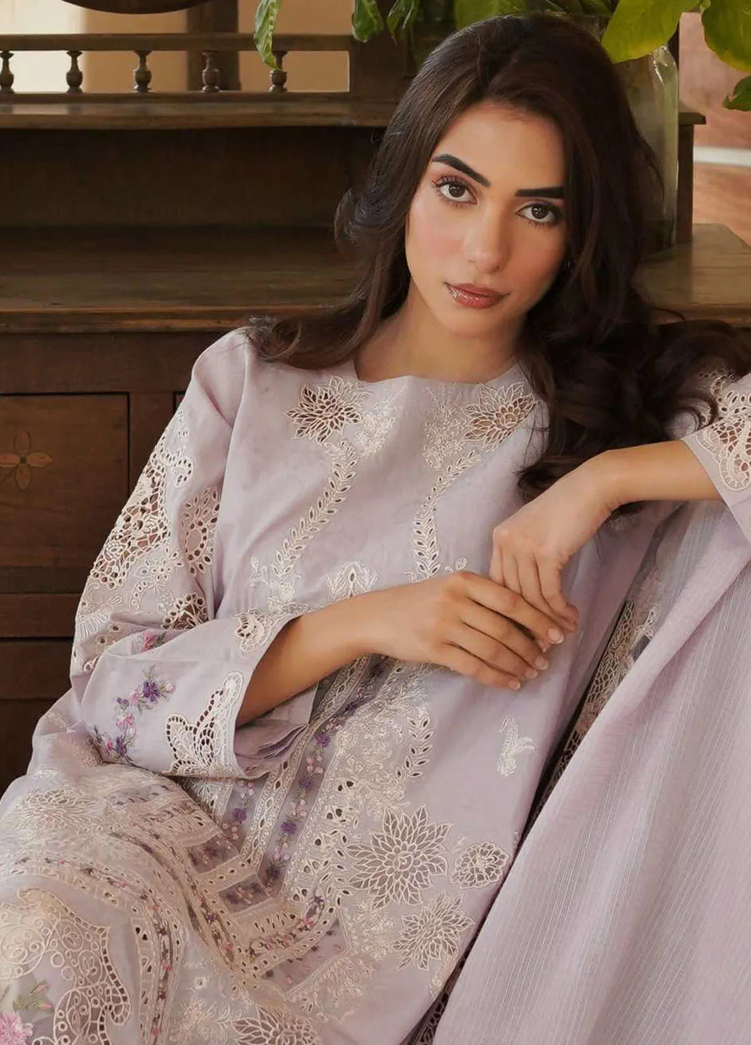 Manara Embroidered Lawn Suit Unstitched 3 Piece MNA24L ML-04 Lilia - Luxury Collection