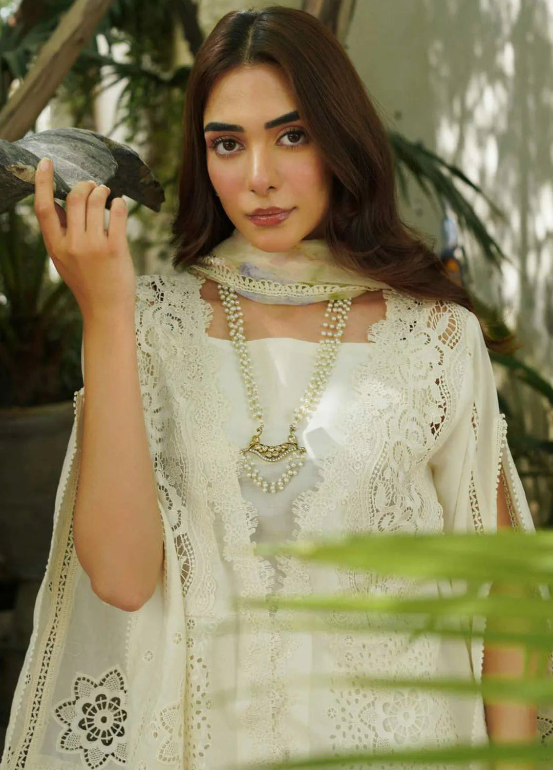 Manara Embroidered Lawn Suit Unstitched 3 Piece MNA24L ML-09 Motia - Luxury Collection