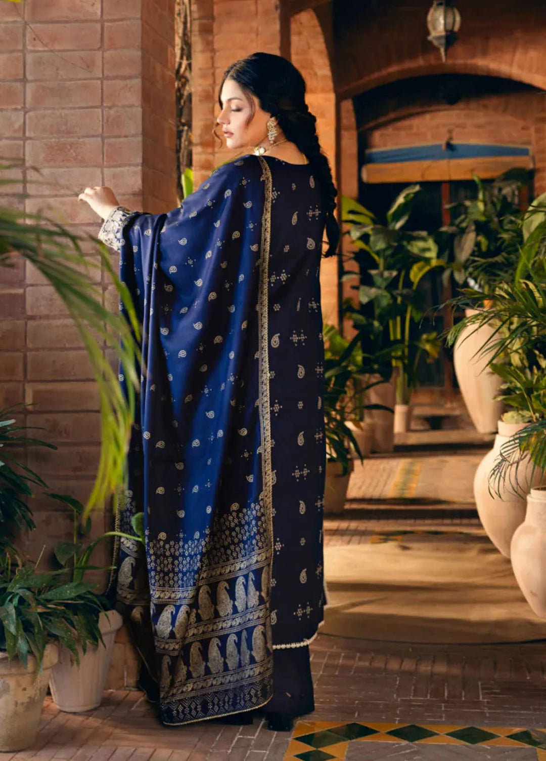 Manara Embroidered Twill linen Suit Unstitched 3 Piece MNA24LW LW-08 Aari - Winter Collection