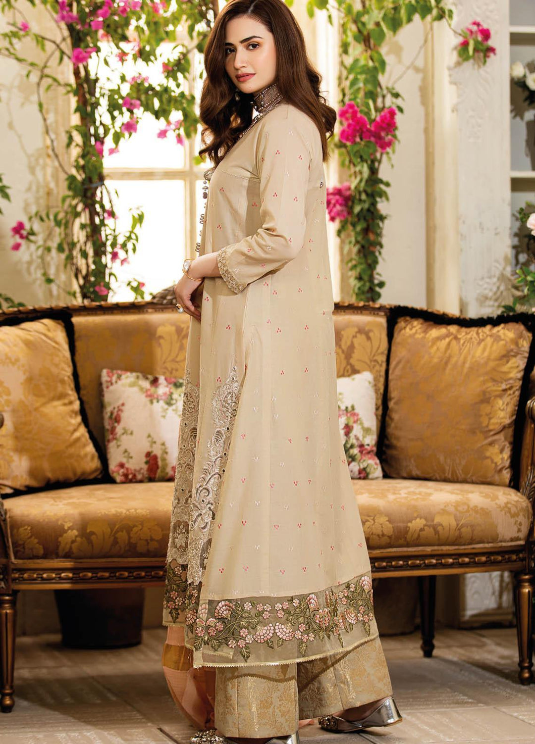 Manara Embroidered Lawn Suits Unstitched 3 Piece MNA21K 08 GALA AFFAIR - Luxury Collection