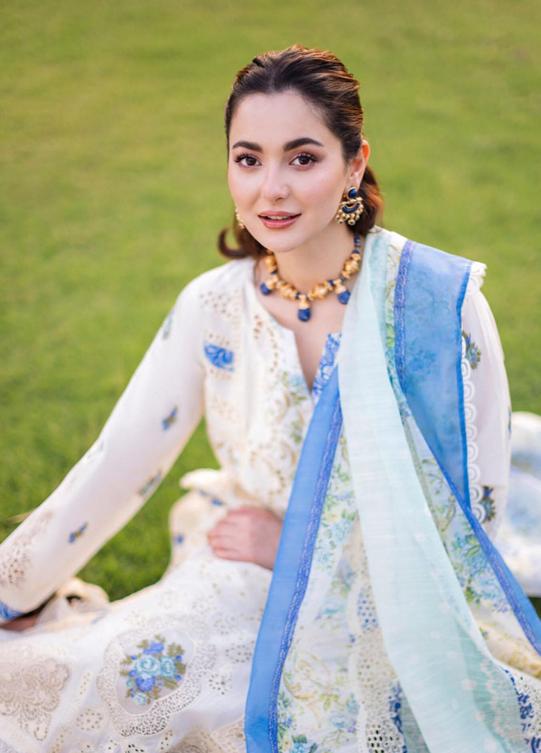 Manara Embroidered Lawn Suits Unstitched 3 Piece MNA23LL ML-08 Eva - Luxury Collection