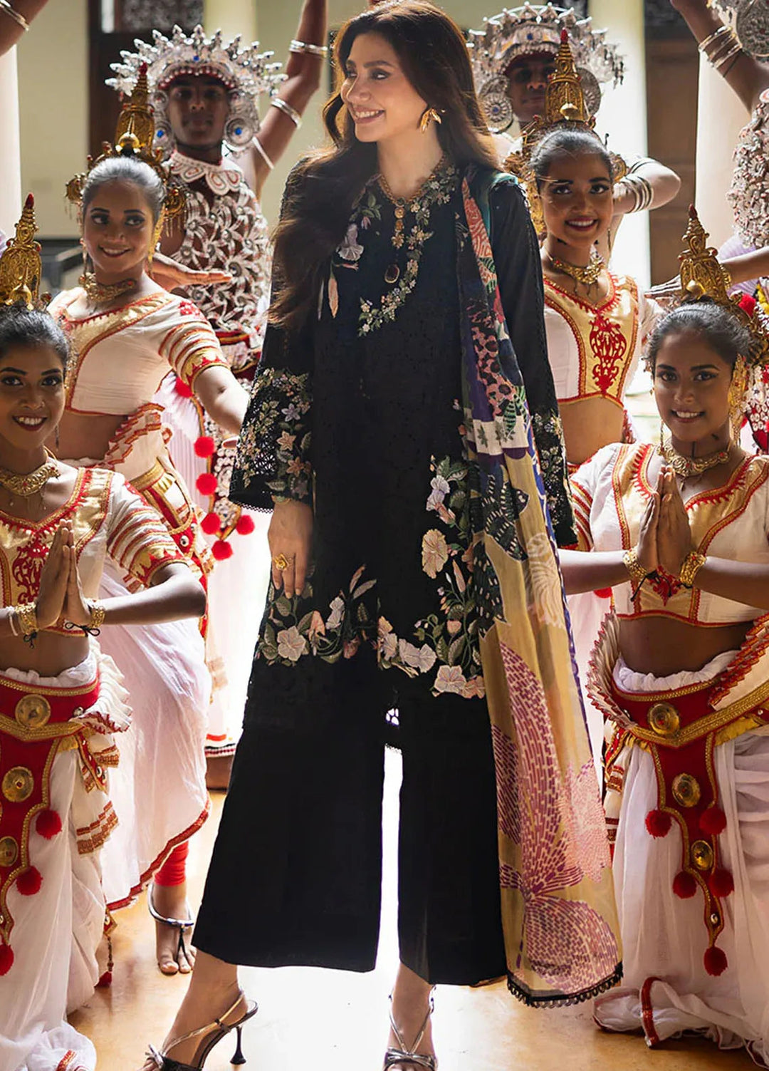 Manaram by Mushq Embroidered Lawn Suit Unstitched 3 Piece MQ25ML D-216 Dazzling Glimmer - Summer Collection