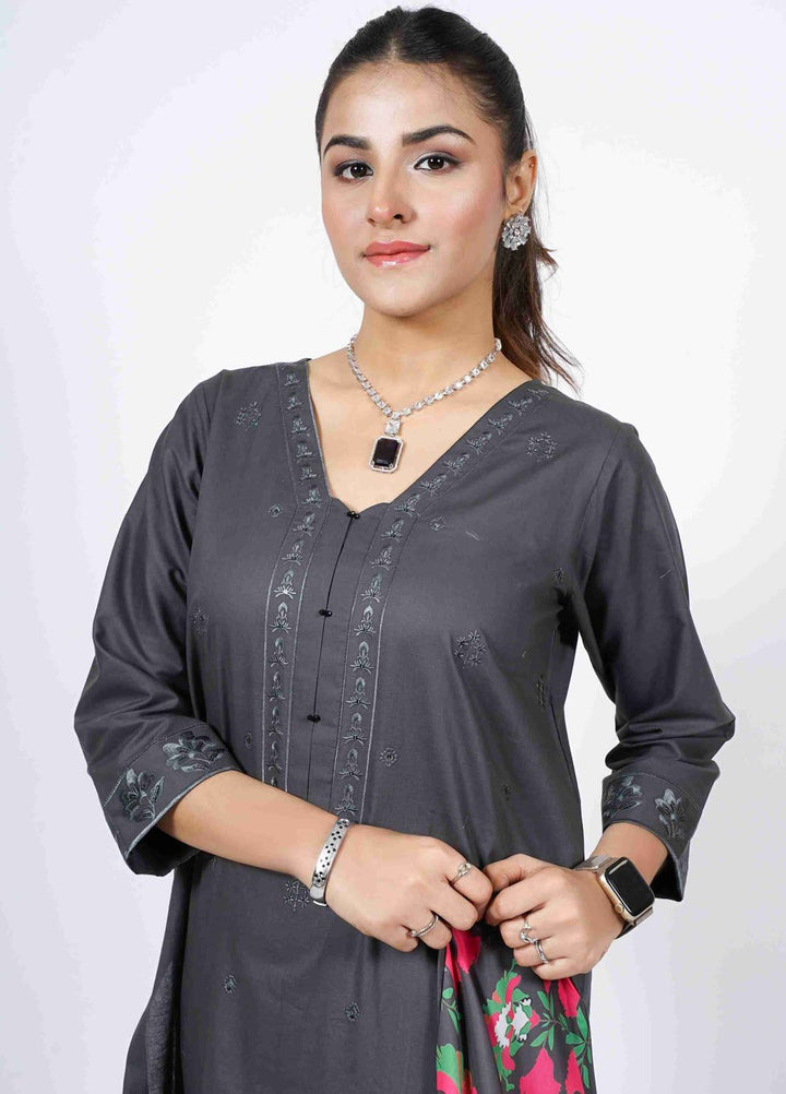 Manhani by Vibgyor Embroidered Lawn Suits Unstitched 3 Piece D1-U-V124 - Summer Collection