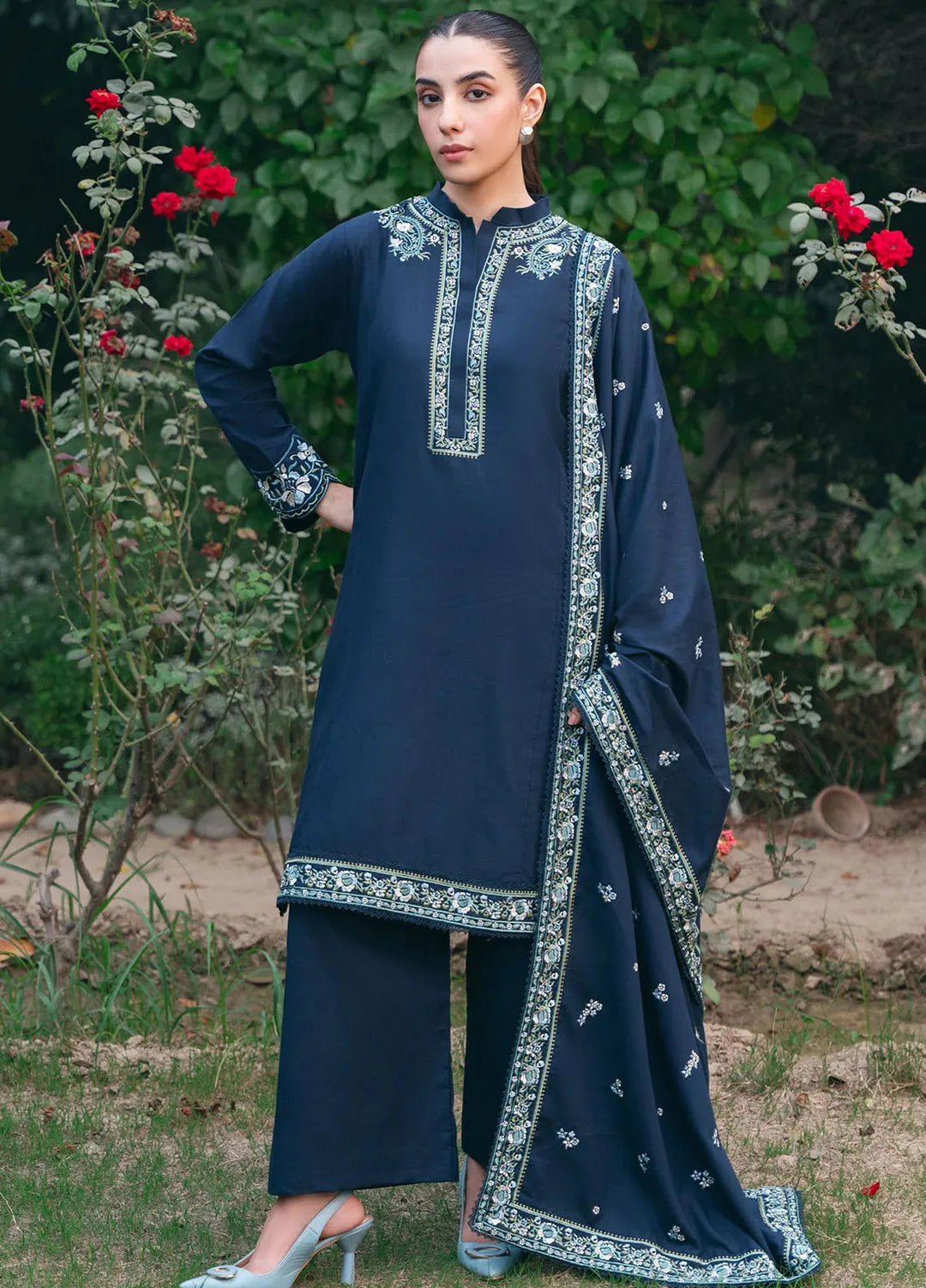 Mannat Clothing Pret Embroidered Khaddar 3 Piece Suit Zarbakht