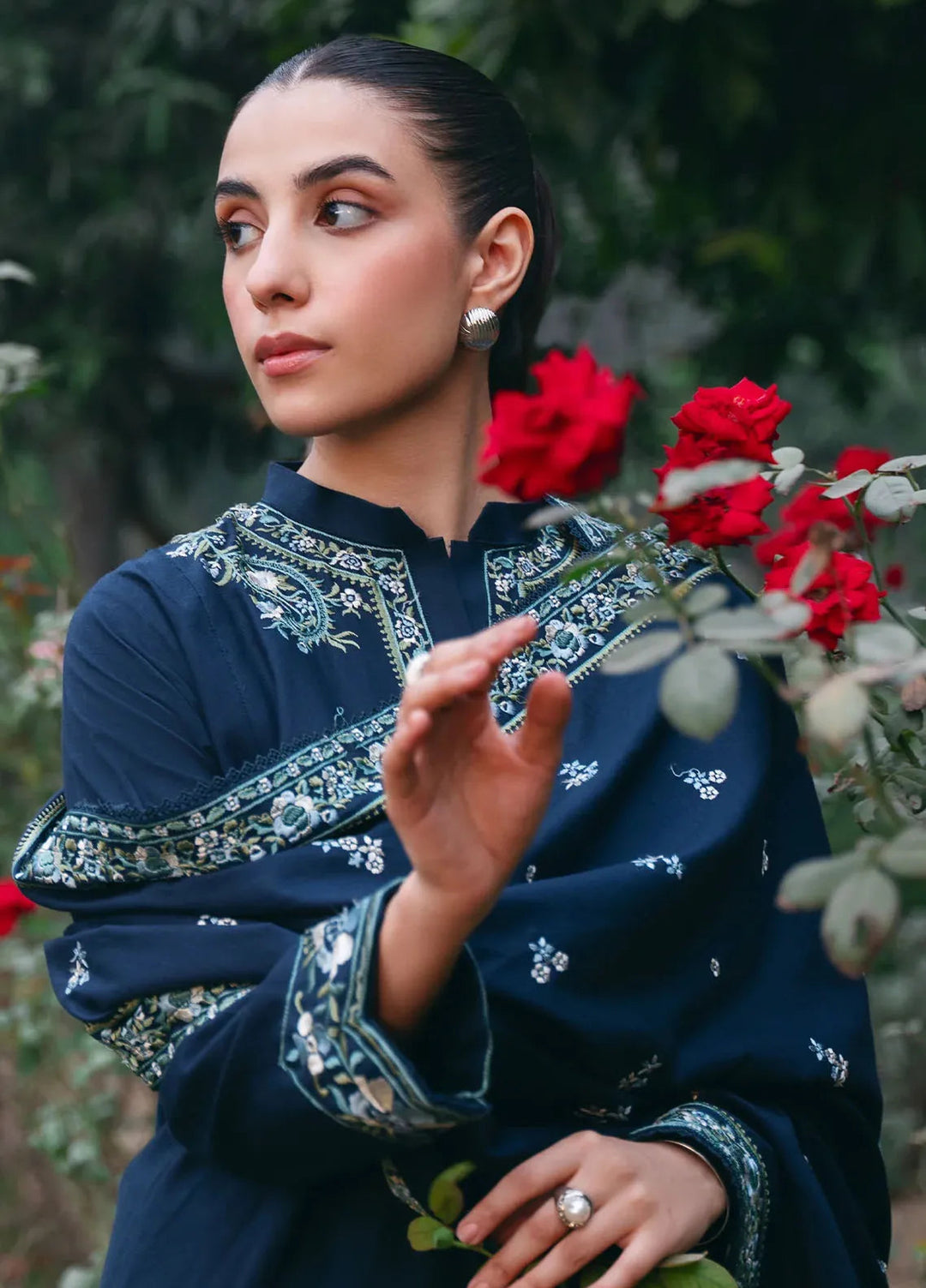 Mannat Clothing Pret Embroidered Khaddar 3 Piece Suit Zarbakht