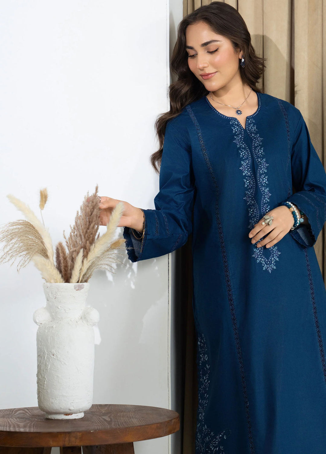 Mannat Clothing Pret Embroidered Lawn 2 Piece Suit Midnight