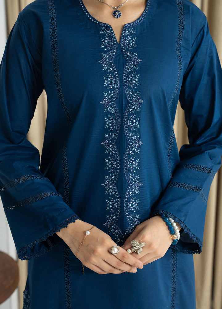Mannat Clothing Pret Embroidered Lawn 2 Piece Suit Midnight