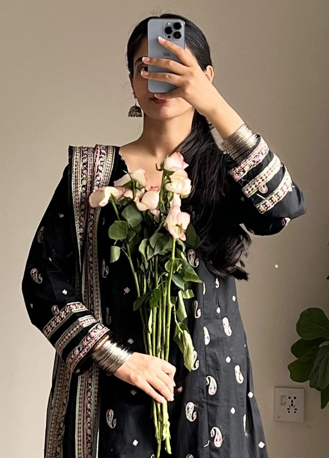 Mannat Clothing Pret Embroidered Lawn 3 Piece Suit Caviar