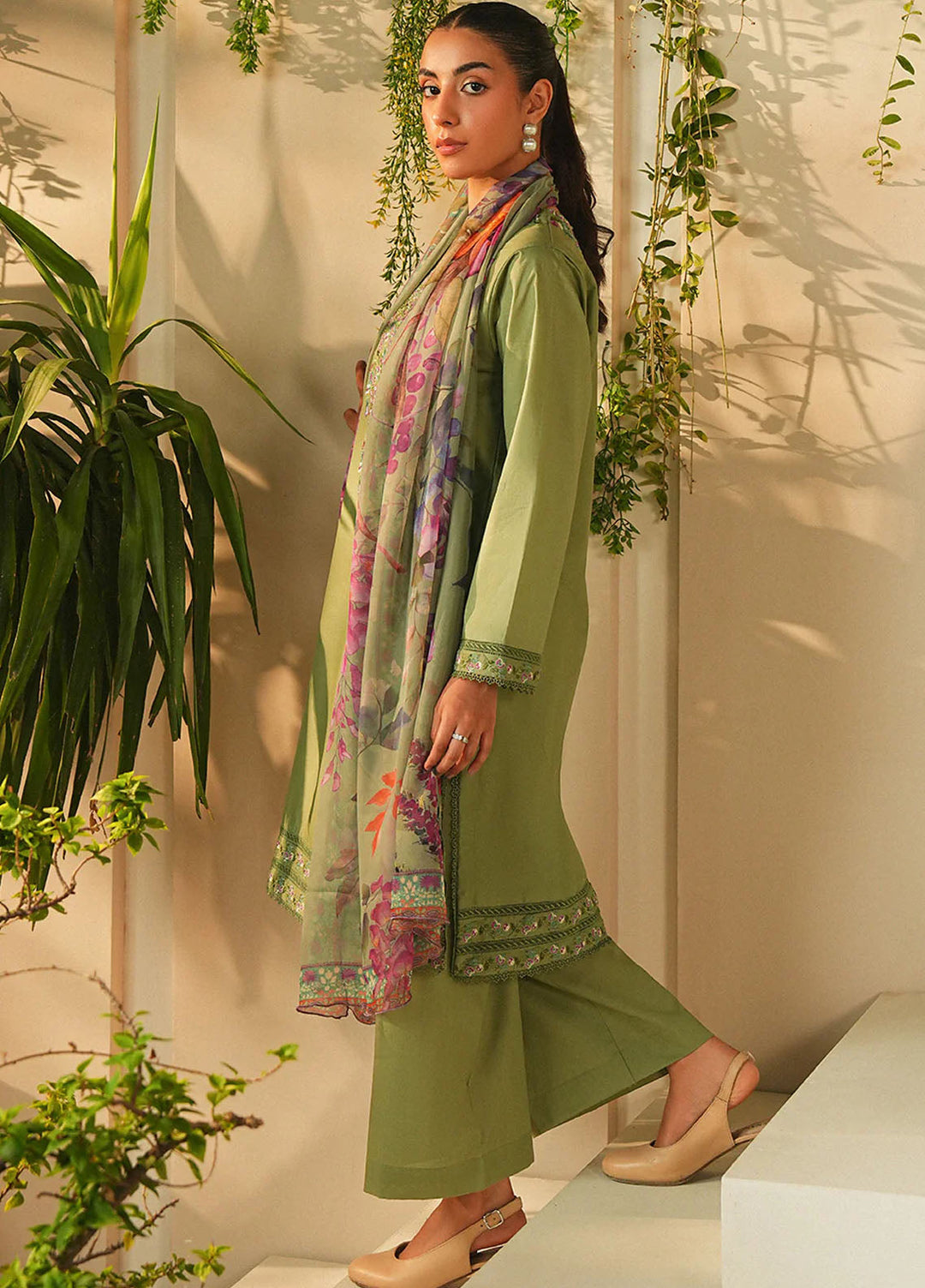 Mannat Clothing Pret Embroidered Lawn 3 Piece Suit Frost