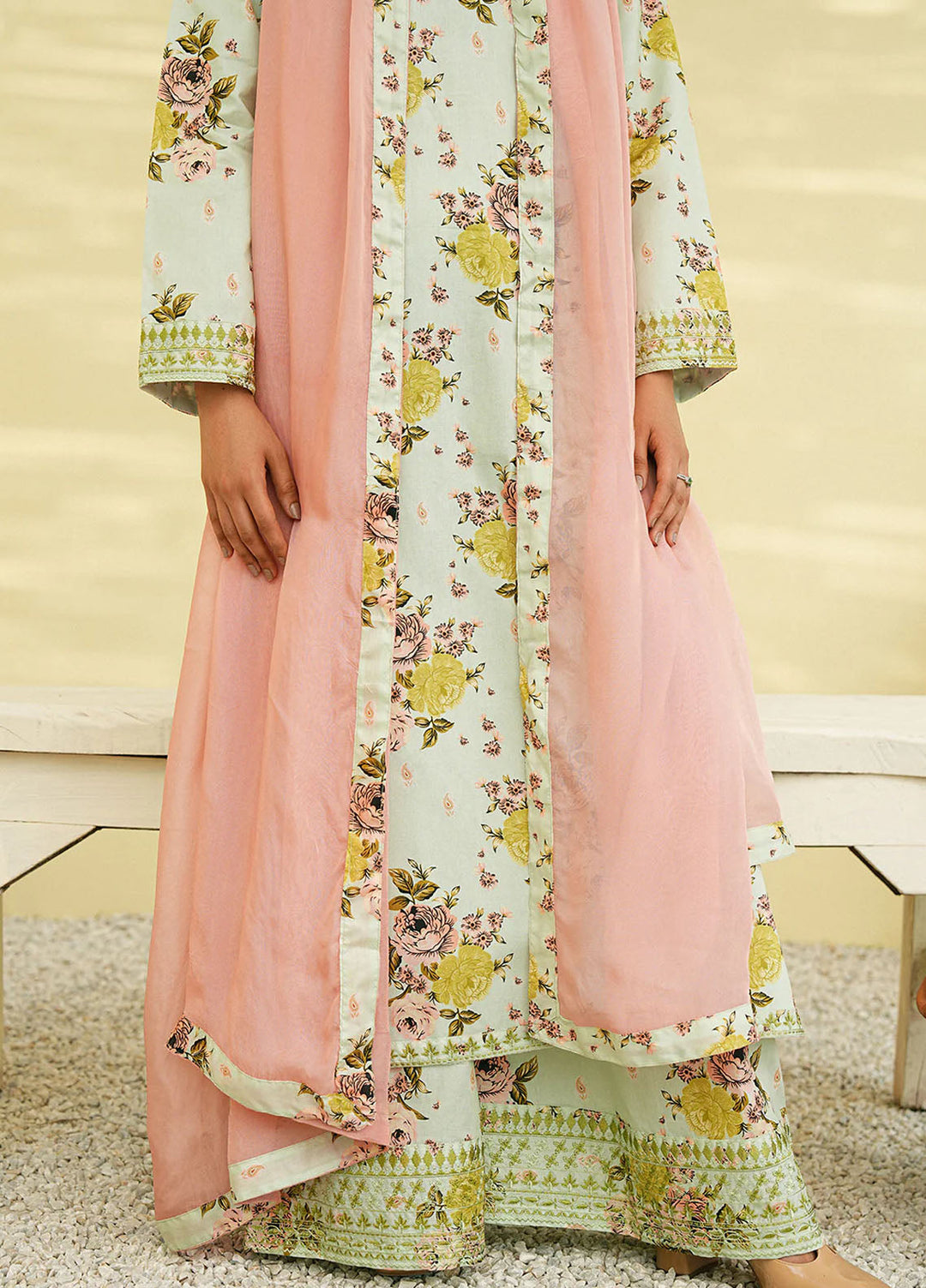 Mannat Clothing Pret Embroidered Lawn 3 Piece Suit Petals