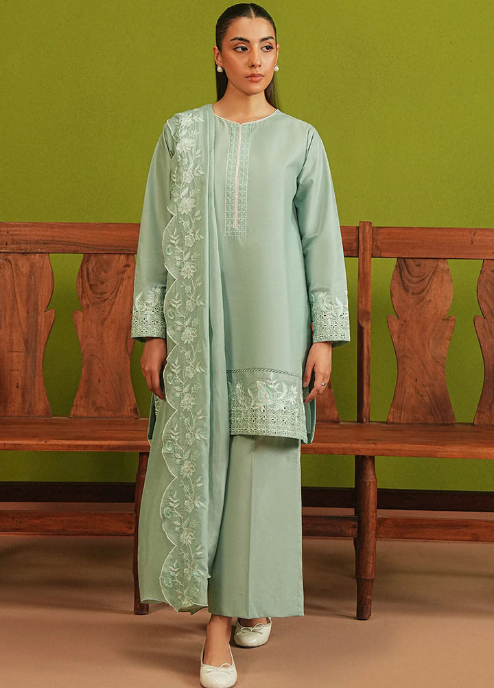 Mannat Clothing Pret Embroidered Lawn 3 Piece Suit Pistachio
