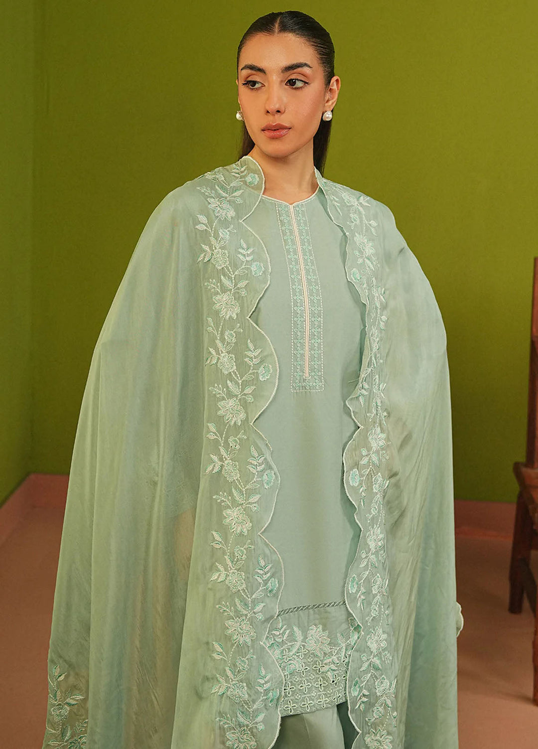 Mannat Clothing Pret Embroidered Lawn 3 Piece Suit Pistachio