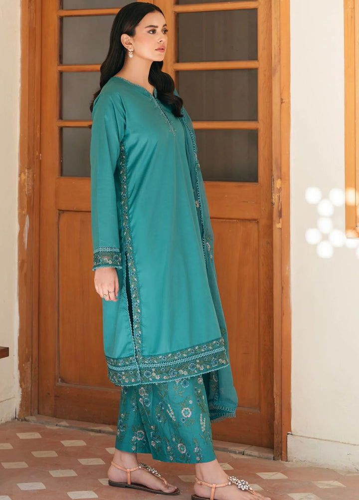 Mannat Clothing Pret Embroidered Lawn 3 Piece Suit Zenia