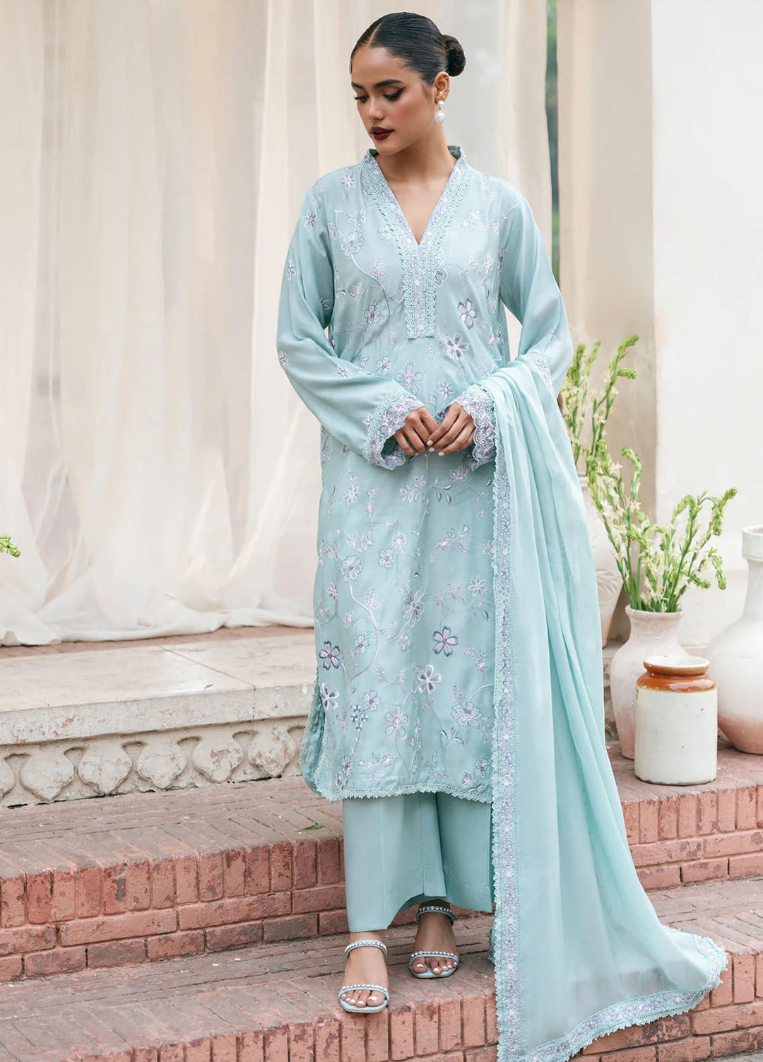 Mannat Pret Embroidered Raw Silk 3 Piece Suit Bali
