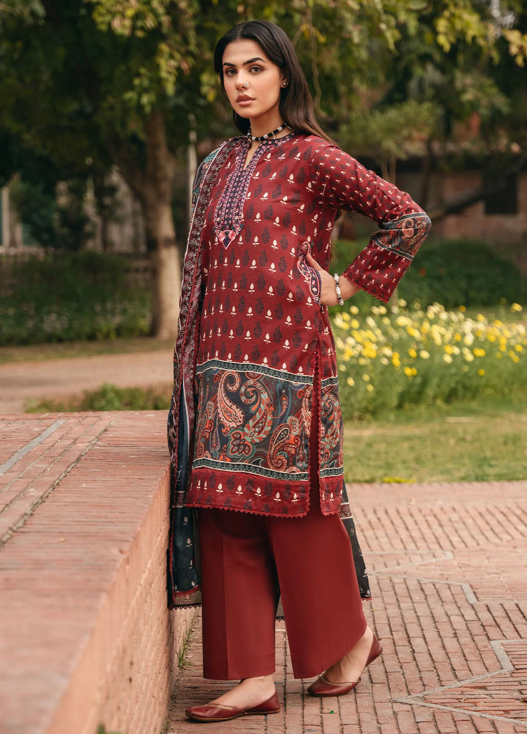 Mannat Pret Printed Cotton Lawn 3 Piece Suit Mahogany
