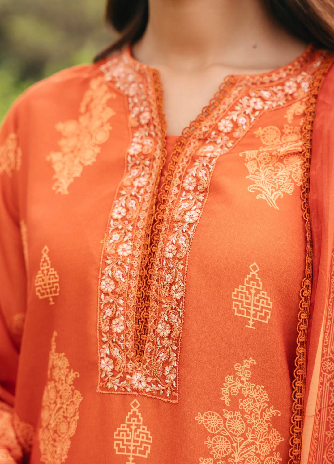 Mannat Pret Printed Cotton Lawn 3 Piece Suit Topaz