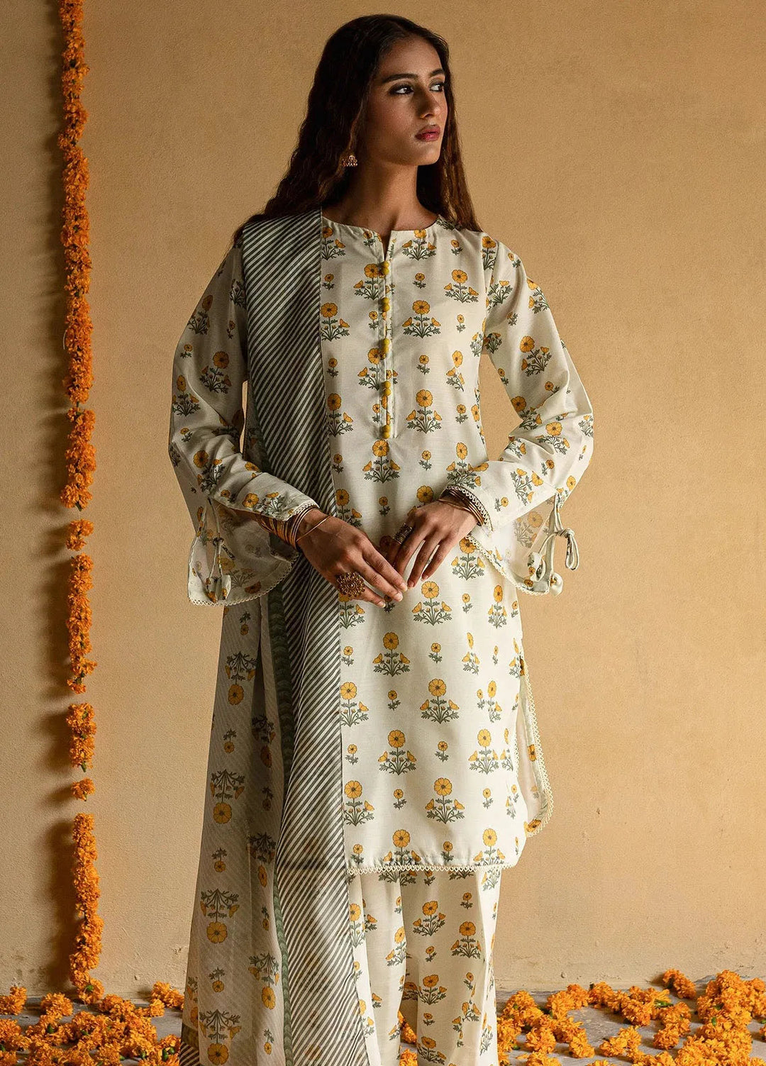 Mannat Pret Printed Raw Silk 3 Piece Suit Gohar