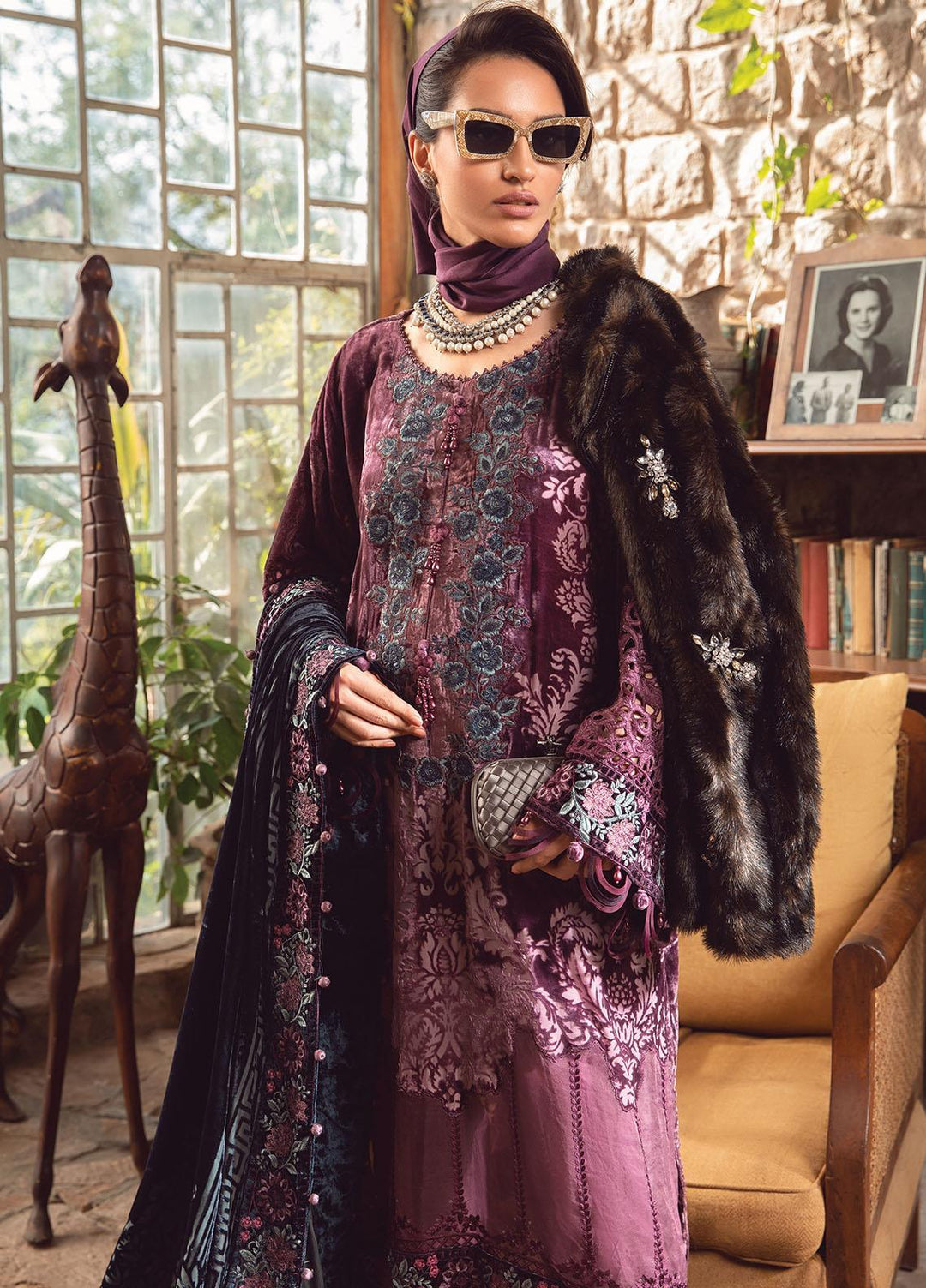 Maria B Embroidered Linen Suits Unstitched 3 Piece MB22LN D6 - Winter Collection