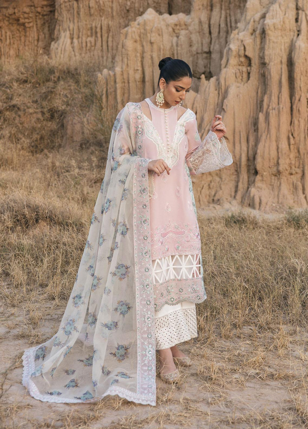 Maria Osama Khan Embroidered Lawn Suits Unstitched 3 Piece MOK22PW NOORI-10 - Summer Luxury Collection