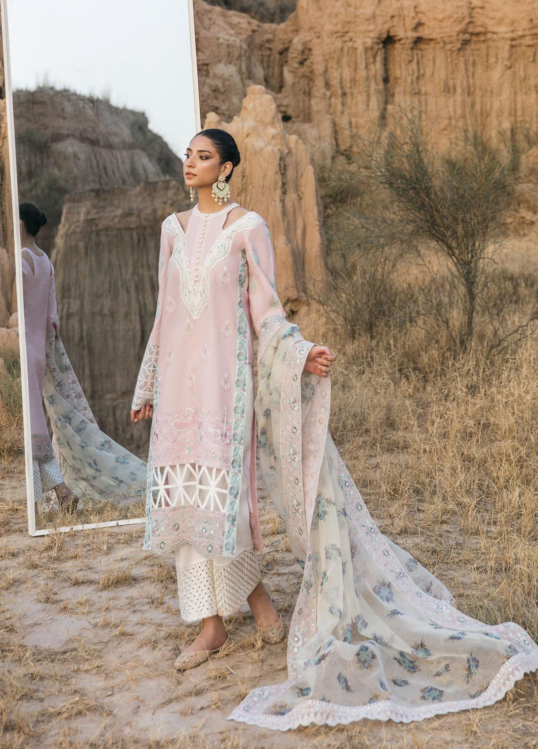 Maria Osama Khan Embroidered Lawn Suits Unstitched 3 Piece MOK22PW NOORI-10 - Summer Luxury Collection