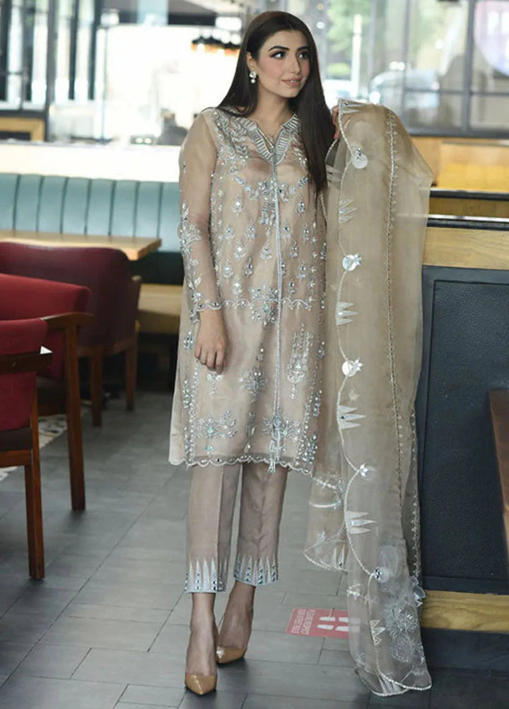 Maria Osama Khan Pret Embroidered Organza 3 Piece Suit Afsoon