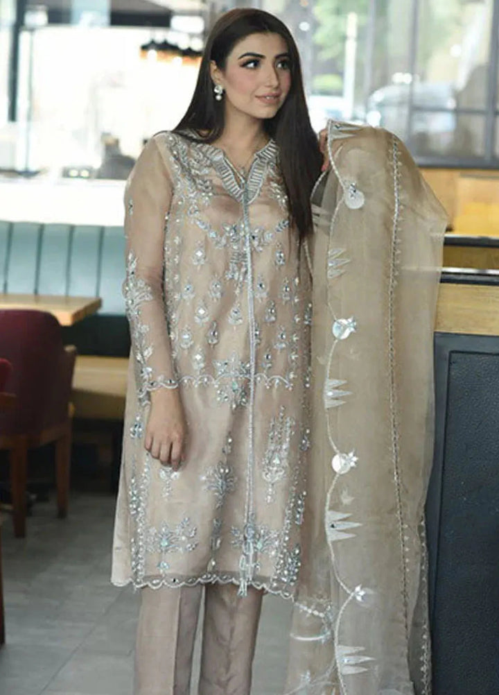 Maria Osama Khan Pret Embroidered Organza 3 Piece Suit Afsoon