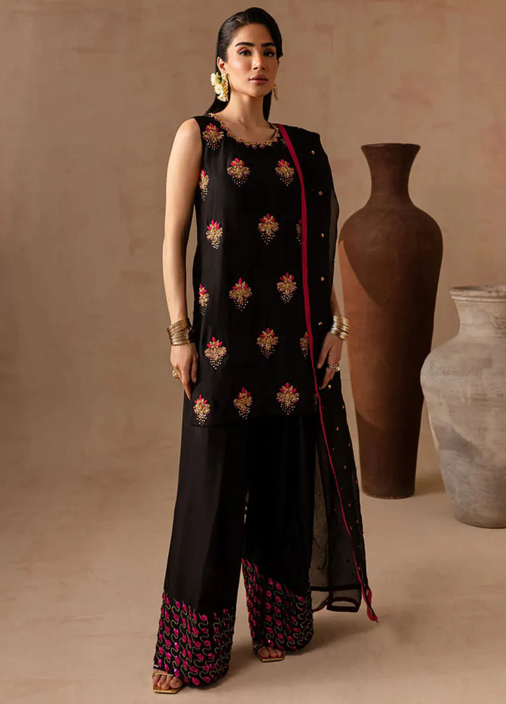 Maria Osama Khan Pret Embroidered Raw Silk 3 Piece Suit Charcoal Charm