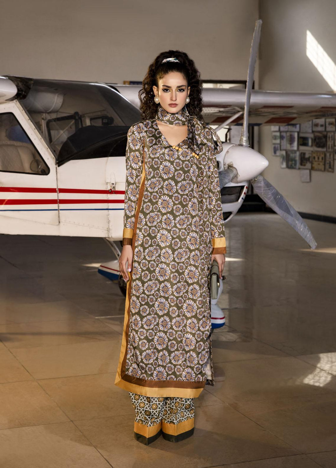 Maria Osama Khan Casual Pret  Grip 2 Piece Dress MOK23TR-2 Moon flower