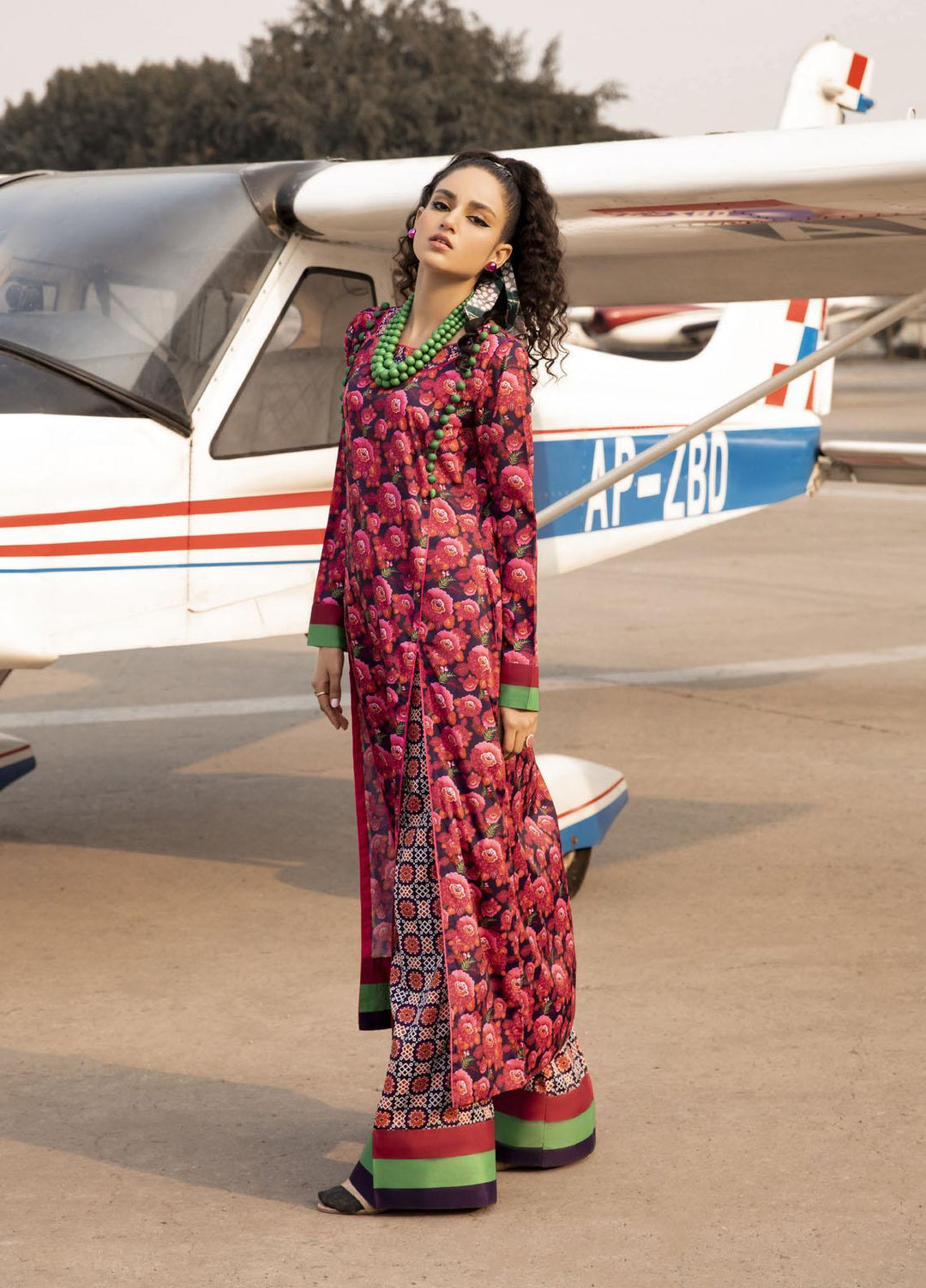 Maria Osama Khan Casual Pret  Grip 2 Piece Dress MOK23TR-2 Florid