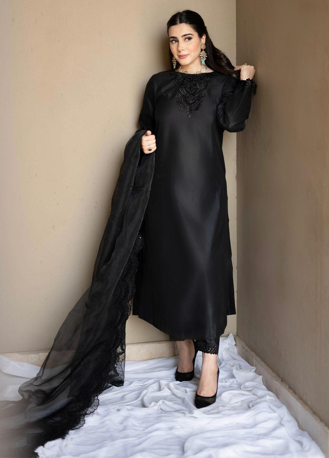 Maroon by Iqra Chaudhry Pret Embroidered Cotton Satin 3 Piece MIC22PW Black Pearl