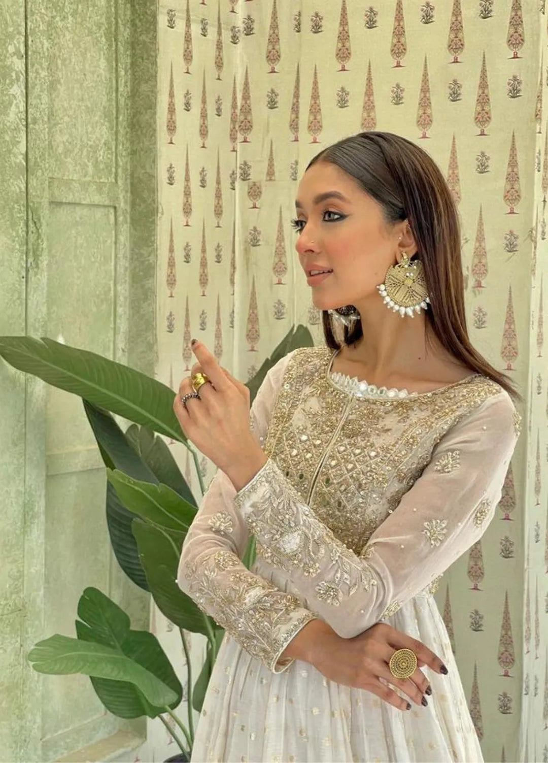 Maroon by Iqra Chaudhry Pret Embroidered Khaddi Zari 2 Piece Suit Chambeli White