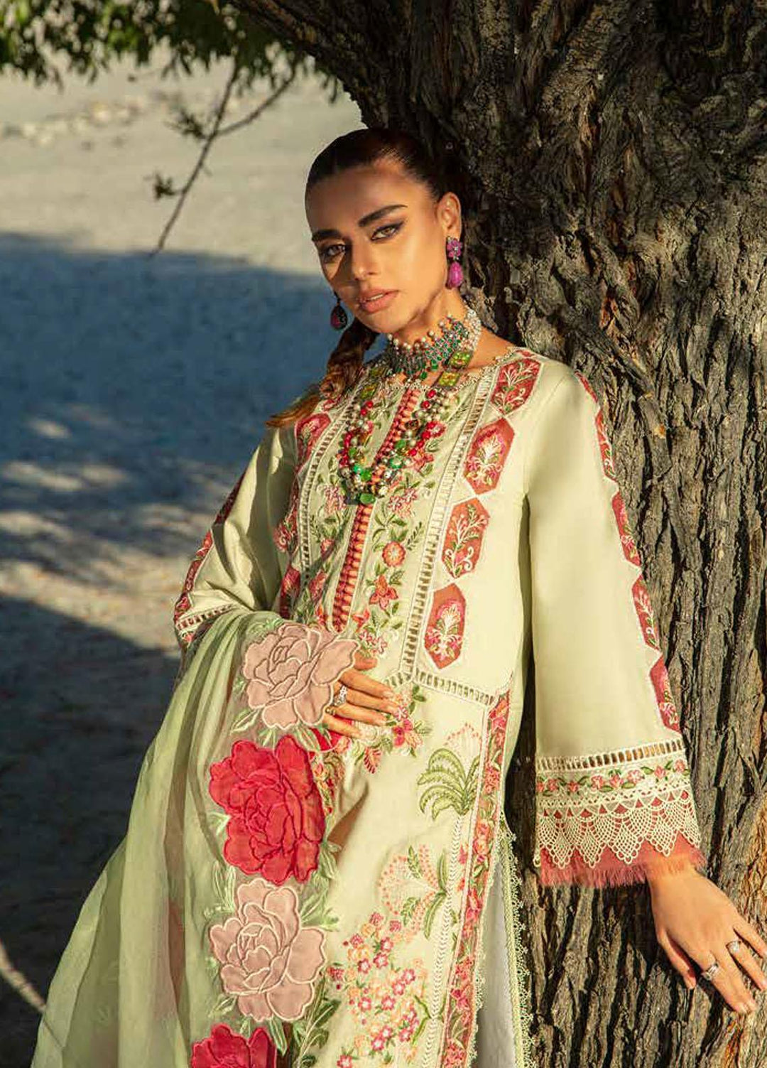 Maryam Hussain Embroidered Lawn Suits Unstitched 3 Piece MH23LL D-7 Roses - Luxury Collection