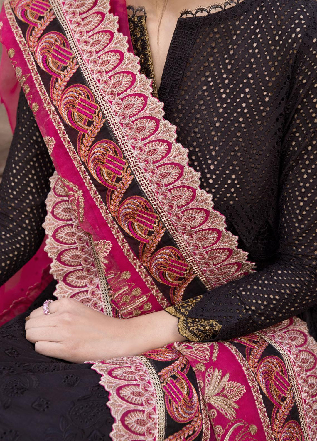 Maryum N Maria Luxury Pret Embroidered Chikankari Lawn 3 Piece Dress MNM23CHK MLRF036 URBAN CHIC