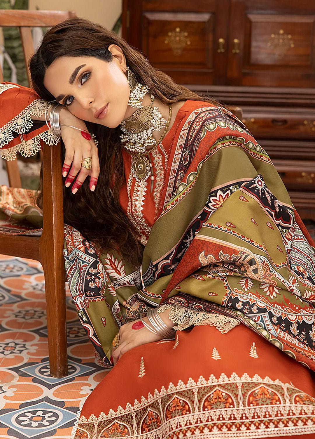 Masakali By Mahnur Embroidered Crepe Suits Unstitched 3 Piece MN23MSK D-01 A - Winter Collection