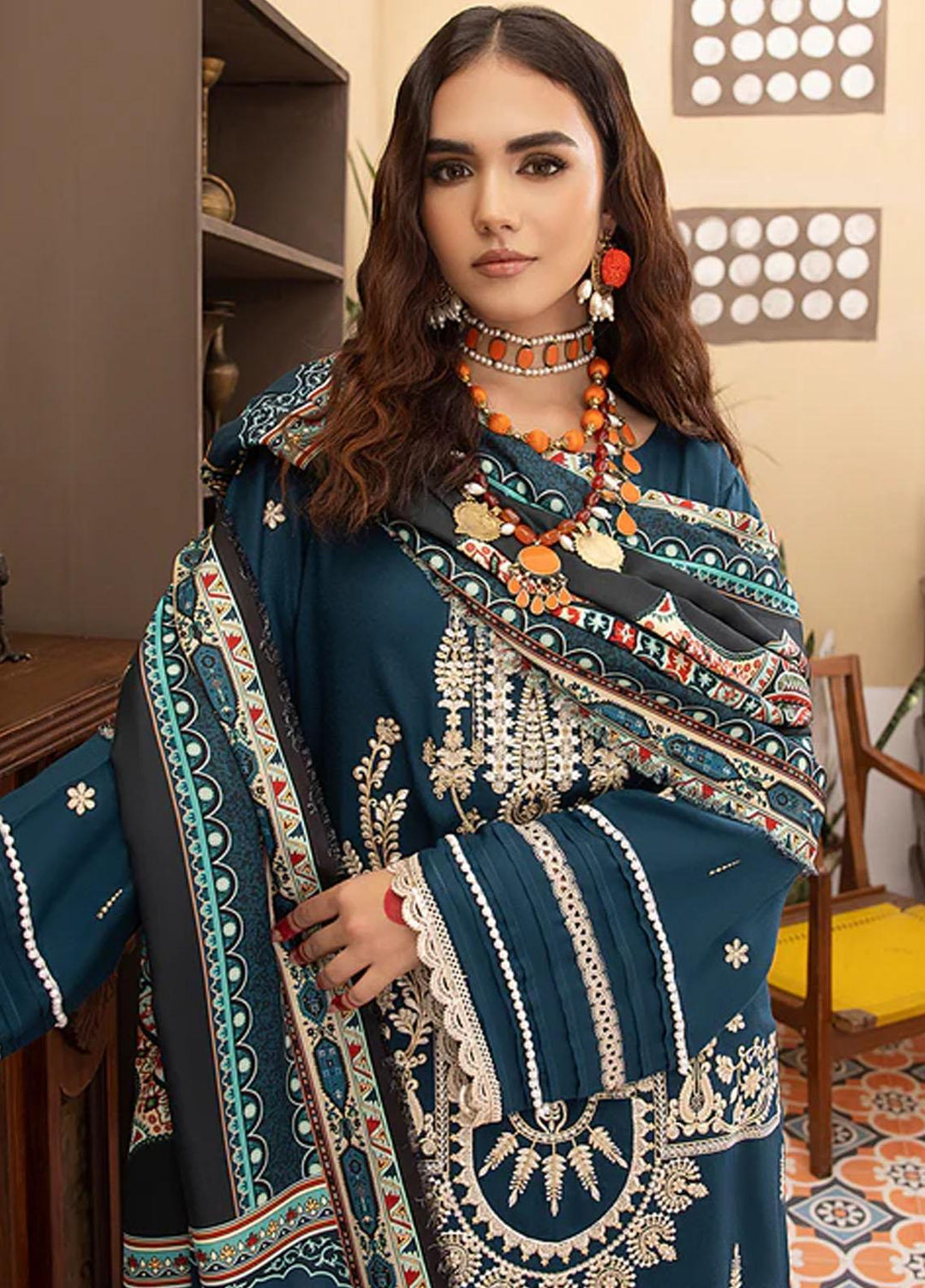 Masakali By Mahnur Embroidered Crepe Suits Unstitched 3 Piece MN23MSK D-01 B - Winter Collection