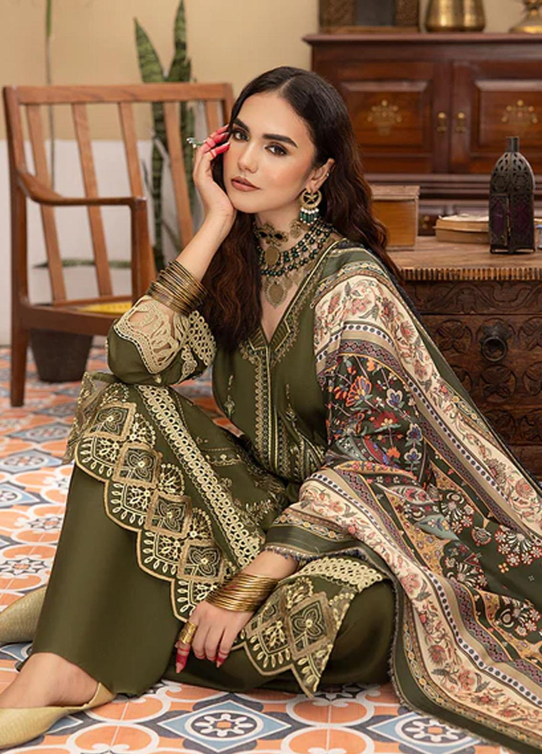Masakali By Mahnur Embroidered Crepe Suits Unstitched 3 Piece MN23MSK D-02 A - Winter Collection
