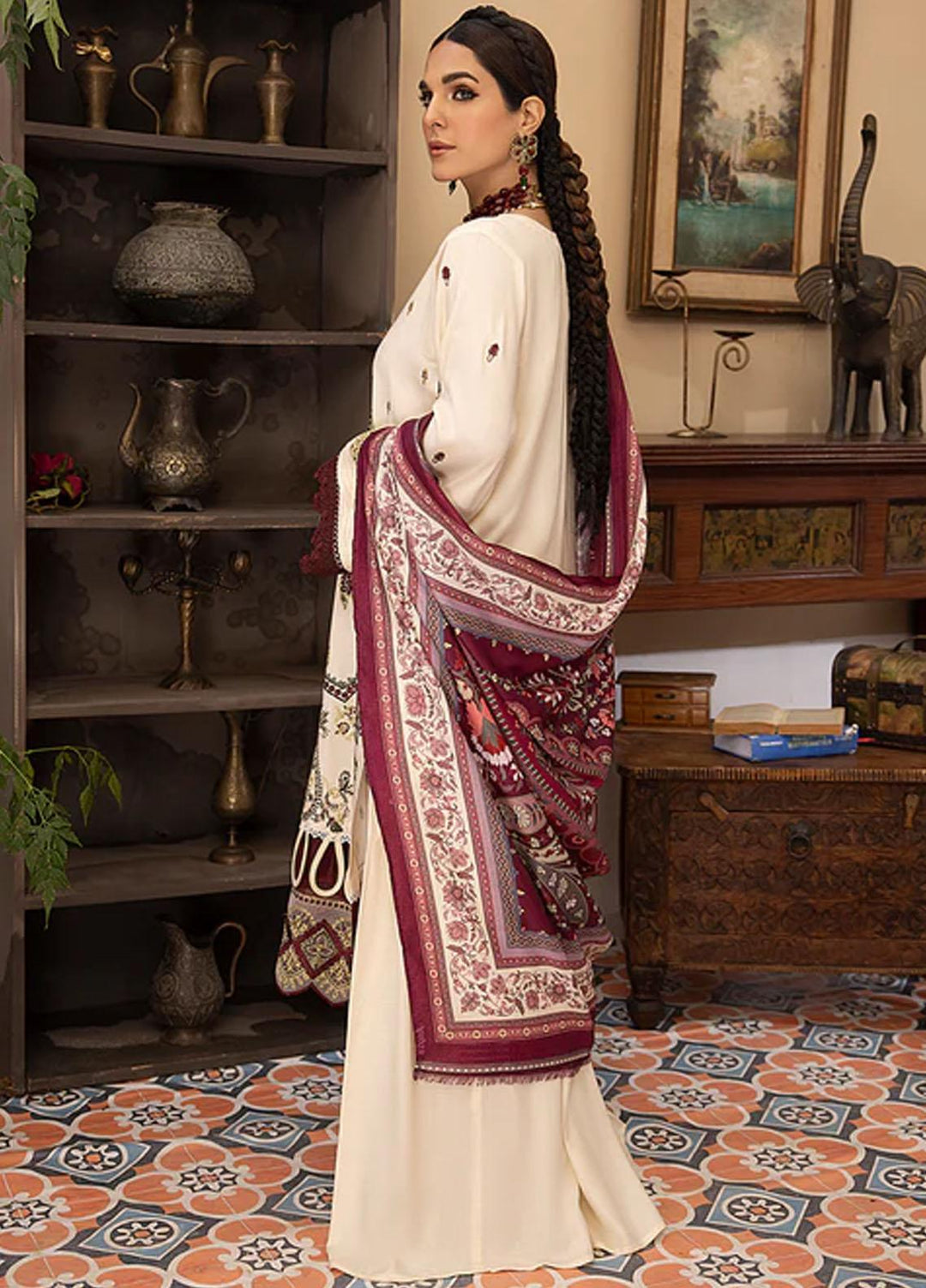 Masakali By Mahnur Embroidered Crepe Suits Unstitched 3 Piece MN23MSK D-02 B - Winter Collection