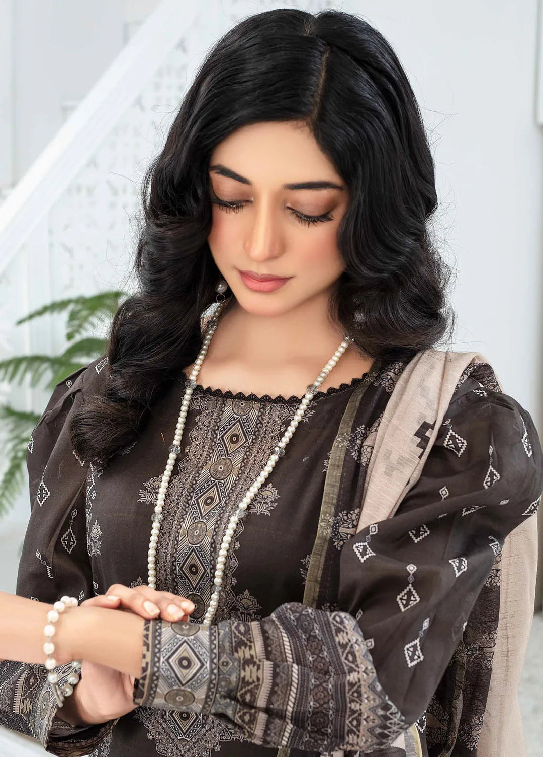 Mashaal By Feroza Printed Lawn Suits Unstitched 3 Piece FZ24M D-07 - Summer Collection